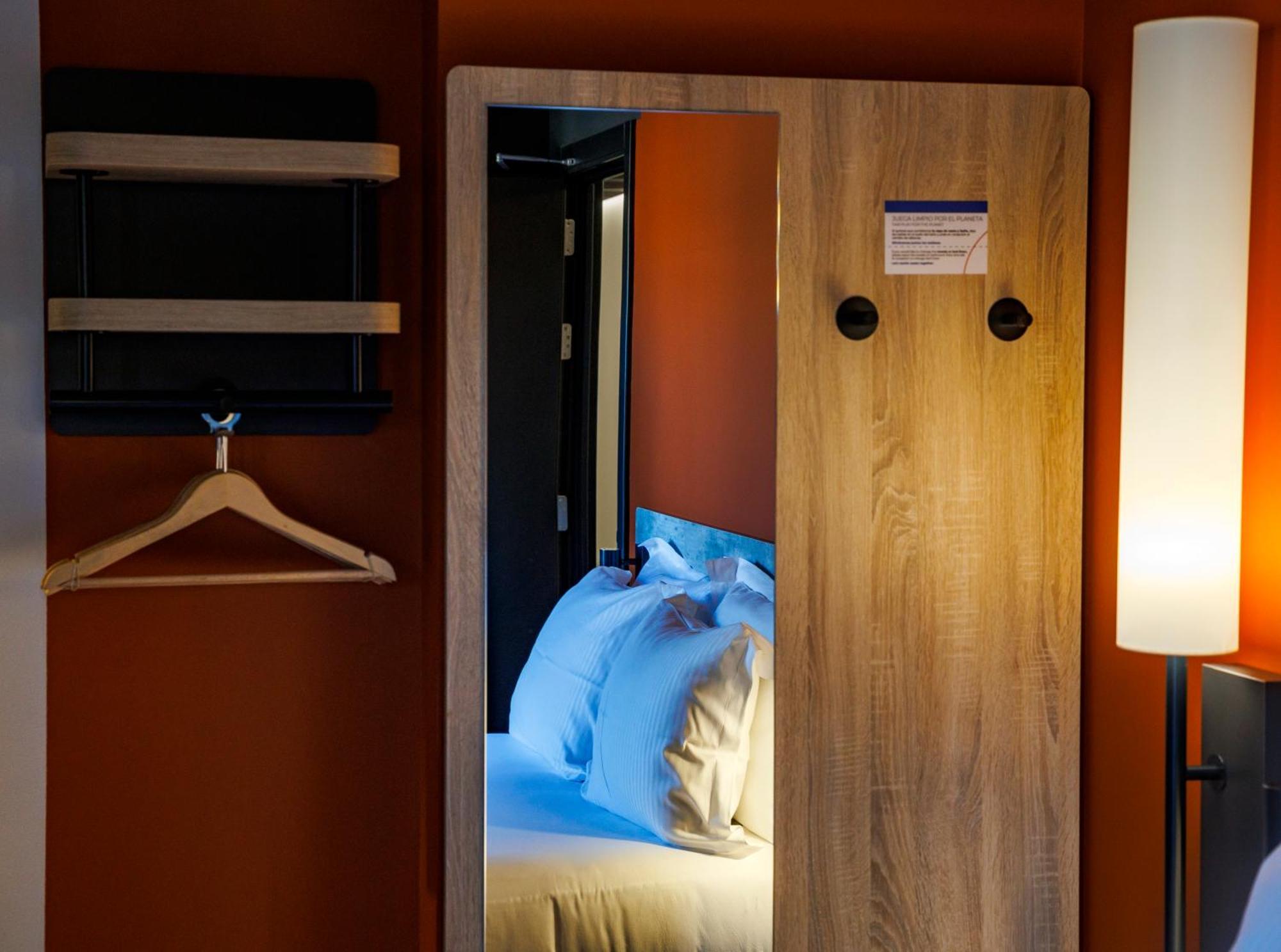 Ibis Budget Logrono Centro Zewnętrze zdjęcie