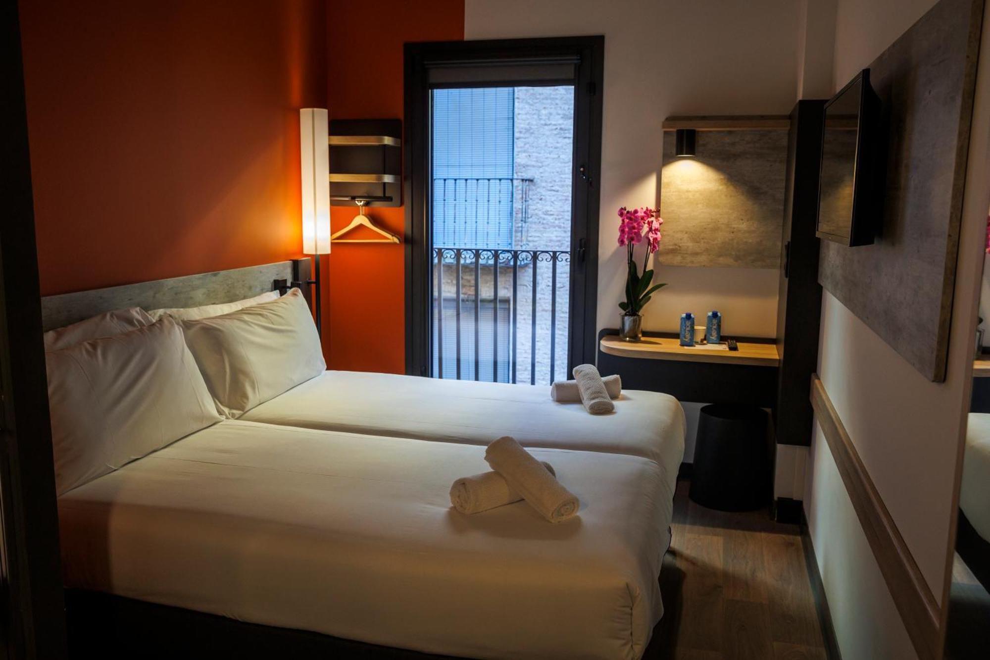 Ibis Budget Logrono Centro Zewnętrze zdjęcie