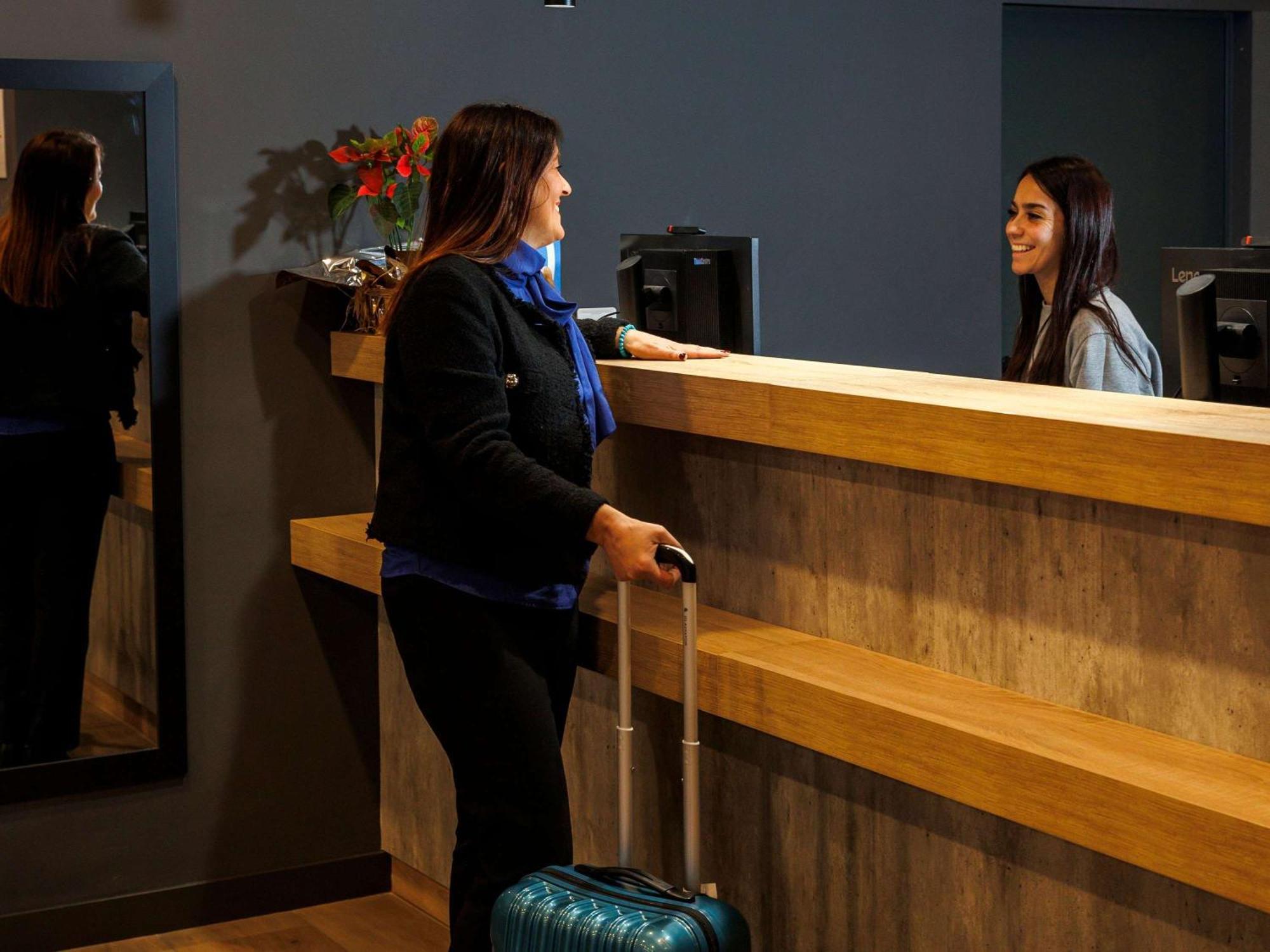 Ibis Budget Logrono Centro Zewnętrze zdjęcie